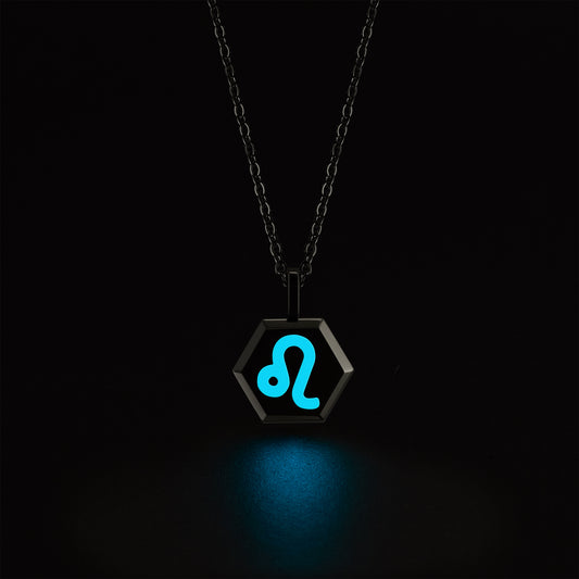 Leo Zodiac Pendant Necklace (Gold / Silver)