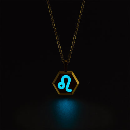 Leo Zodiac Pendant Necklace (Gold / Silver)