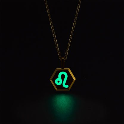 Leo Zodiac Pendant Necklace (Gold / Silver)