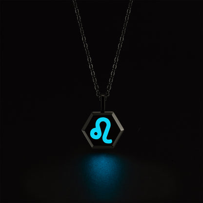 Leo Zodiac Pendant Necklace (Gold / Silver)